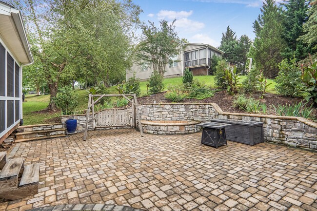 Building Photo - 12526 Kane Alexander Dr