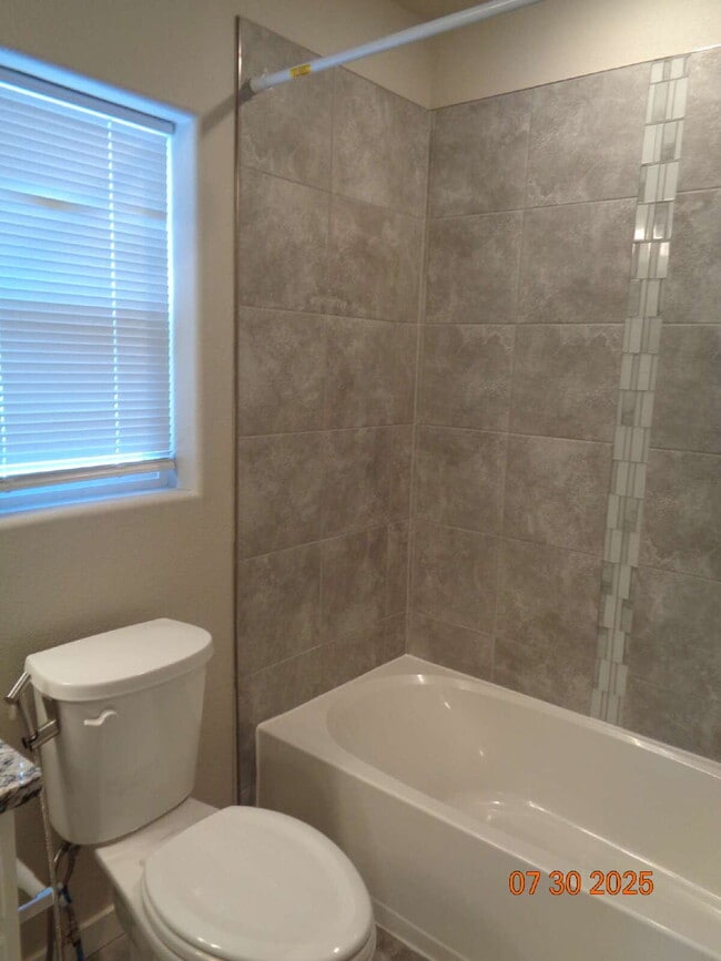 Building Photo - Great neighborhood! with open space and wa...