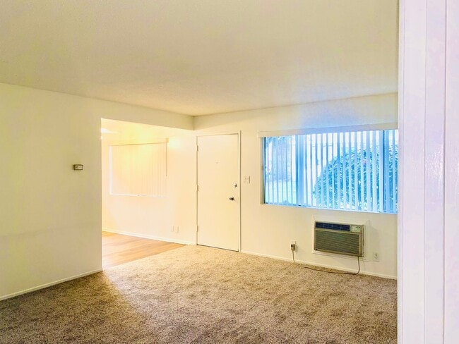 Building Photo - 25260