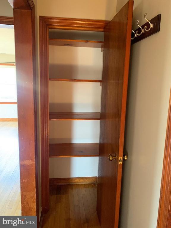 Building Photo - 110 Pershing Ave NW