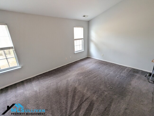 Building Photo - 4807 Mistletoe Ln