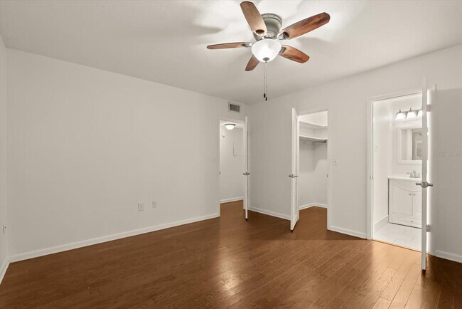 Building Photo - 1140 S Orlando Ave