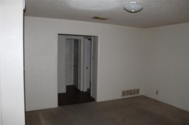 Building Photo - 2207 Canterbury Ct
