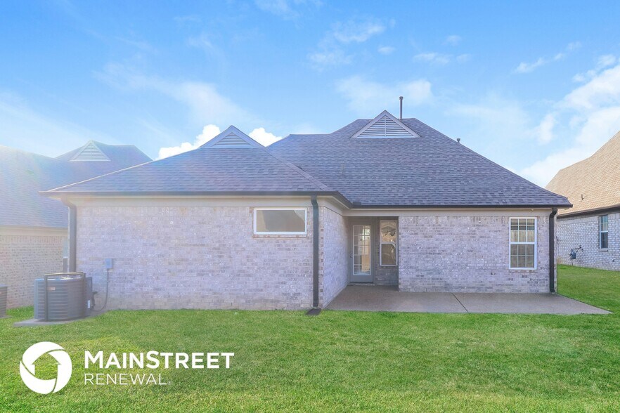 Building Photo - 8106 Aiden Rd