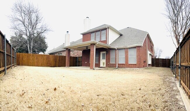 Building Photo - 2212 Hopkins Dr