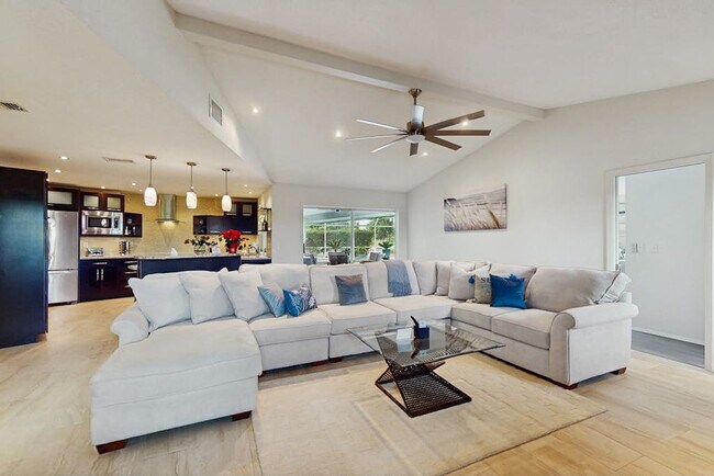 Building Photo - 5111 Canterbury Dr