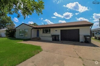 Building Photo - 2014 Allen Rd
