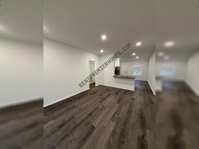 Building Photo - 34 Ten Pt Ln