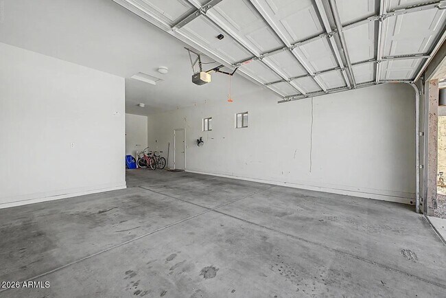 Building Photo - 22941 E Camina Buena Vista