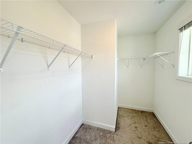 Building Photo - 39 Princelet Pt