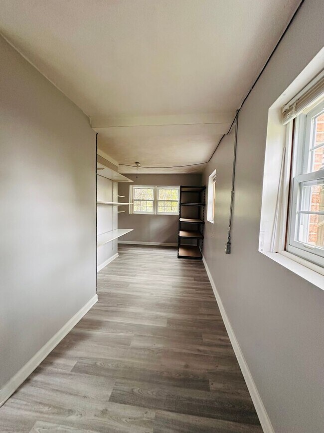 Building Photo - *Available Now* Christiansburg Convenientl...
