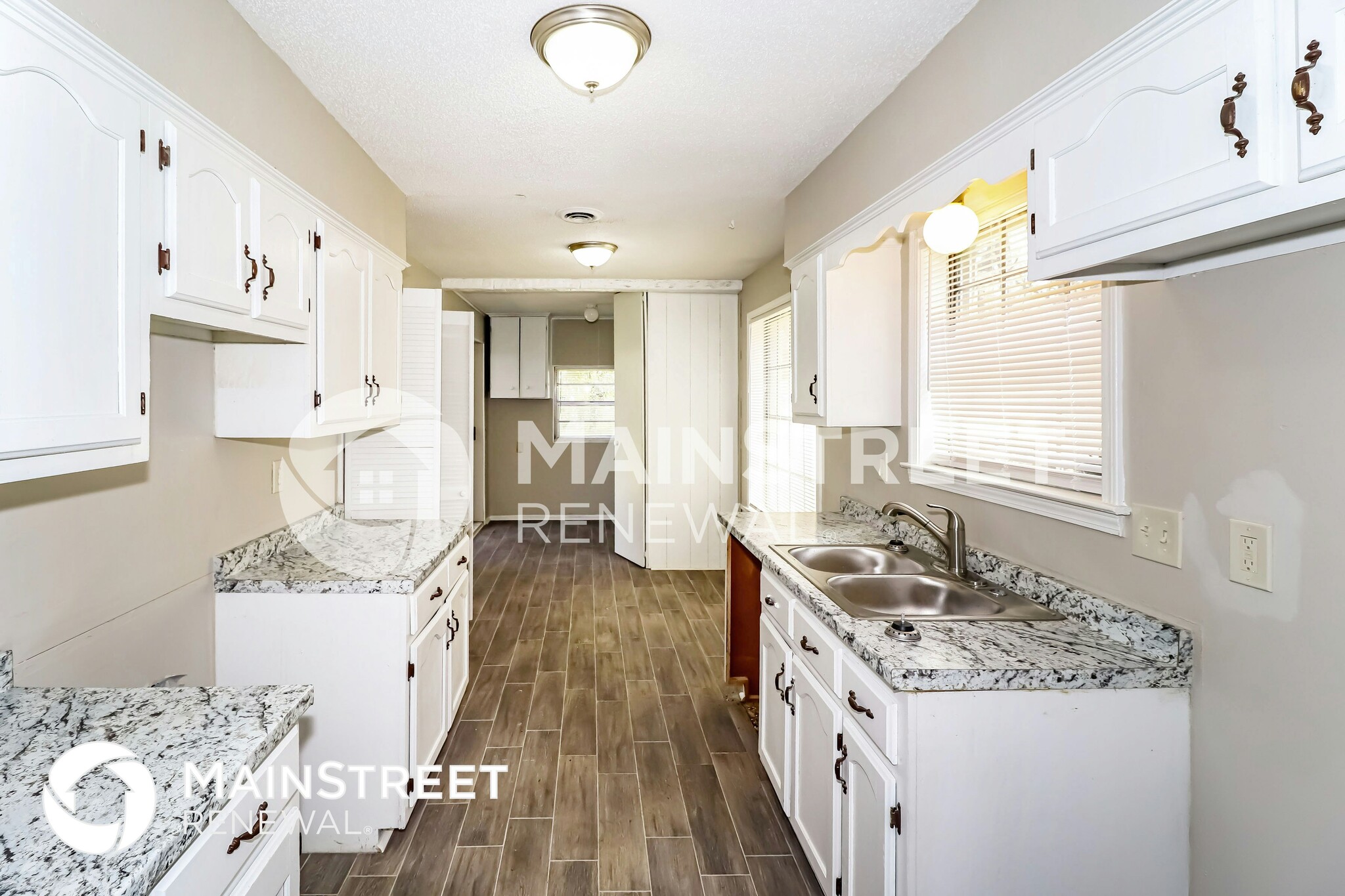 Building Photo - 4086 Battlefield Dr