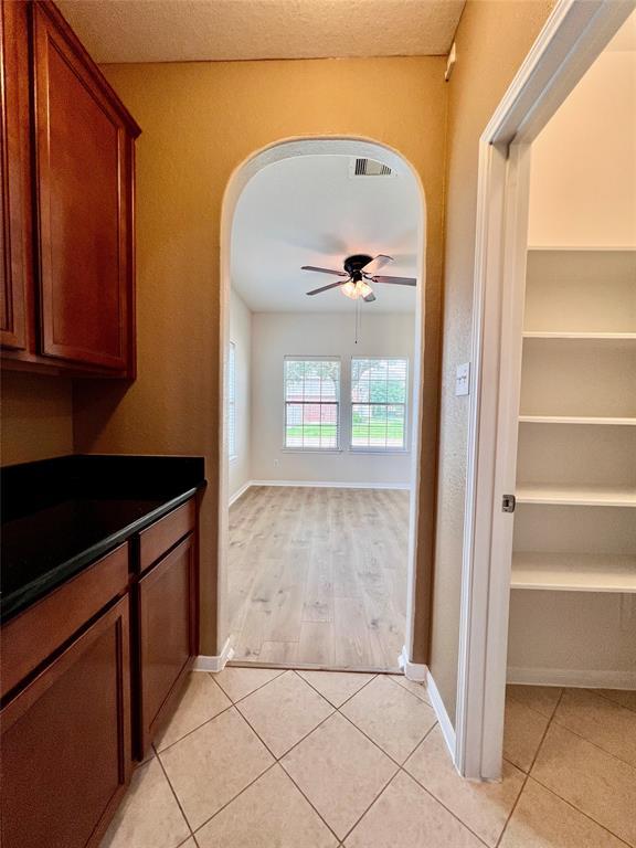 Building Photo - 835 E Tide Bay Cir