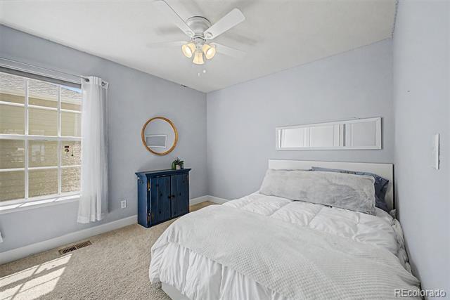 Building Photo - 2745 Xanthia St