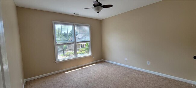 Building Photo - 130 Windsong Trail