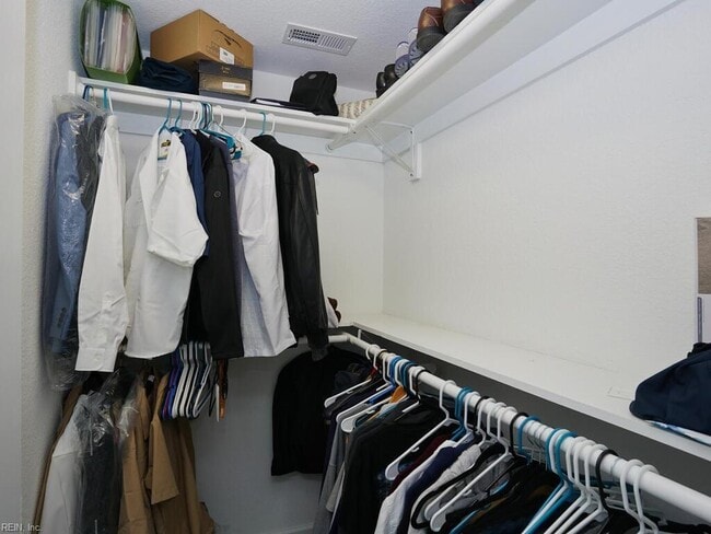 Building Photo - 1849 Steve Ln