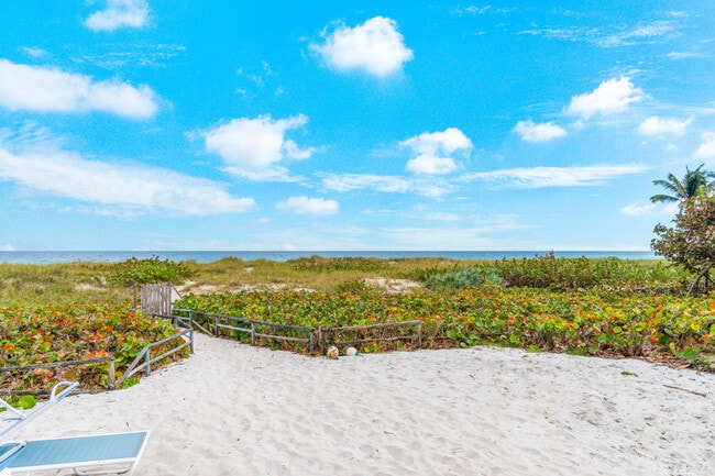 Building Photo - 1191 S Ocean Blvd