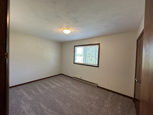 Building Photo - 6995 W 200 N