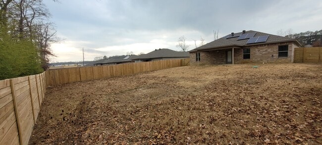 Building Photo - 45 Buena Vis Dr