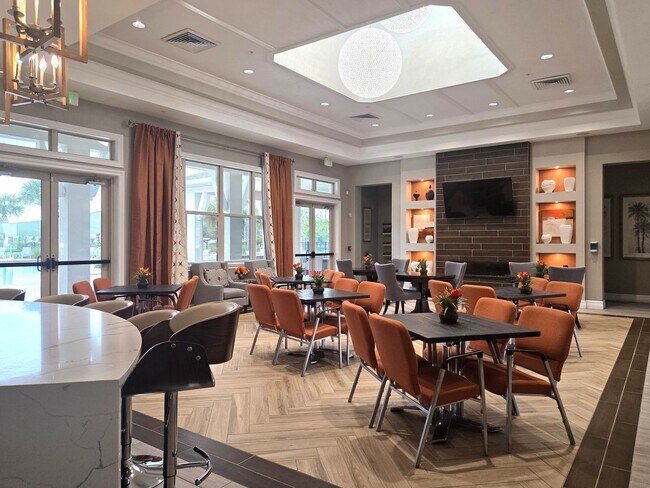 Building Photo - 55+ Gated Community at Palms at Serenoa