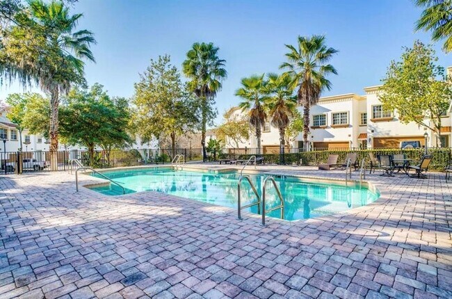 Building Photo - 8614 Miramar Terrace Cir