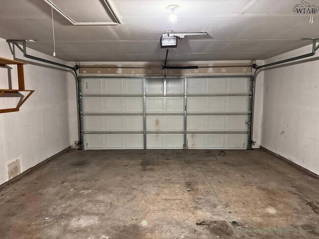 Building Photo - 5037 Cy Young Dr