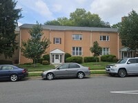 Building Photo - 2916 Peyton Randolph Dr
