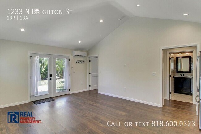 Building Photo - 1233 N Brighton St