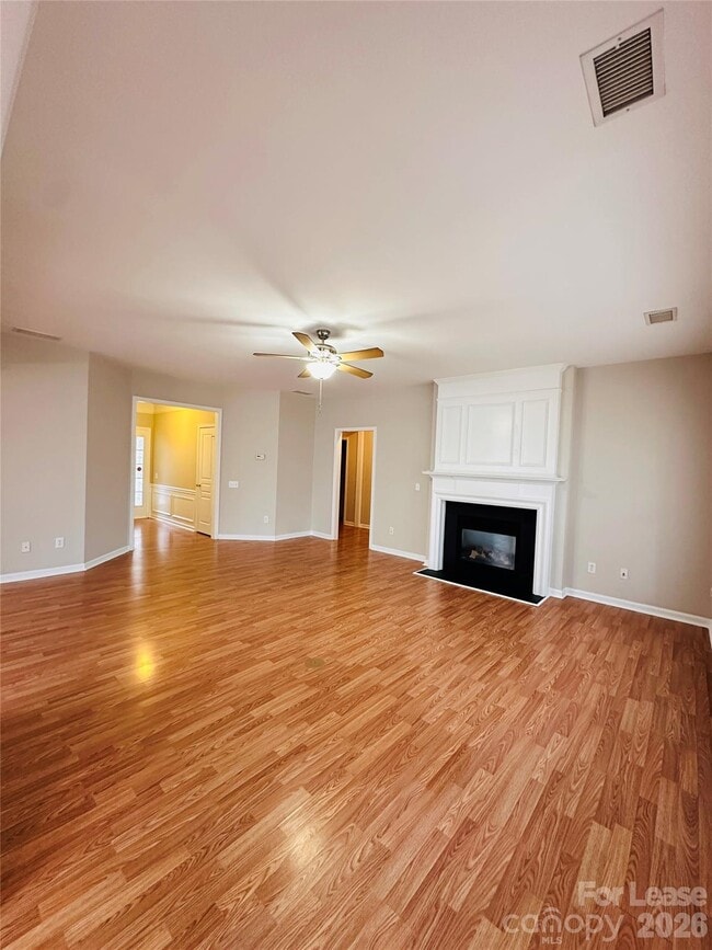 Building Photo - 8419 Heron Glen Dr
