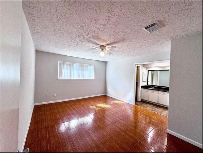 Building Photo - 9110 Gustine Ln