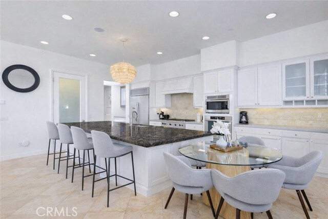 Building Photo - 12 Via Corsica