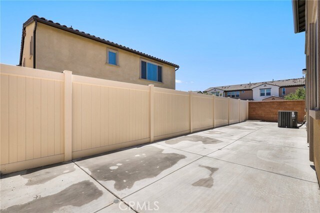 Building Photo - 2288 Panama Dr