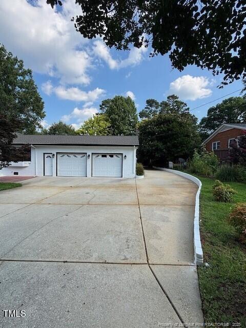 Building Photo - 710 Wakeland Dr