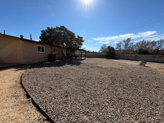 Building Photo - 6500 Martin Ct NE