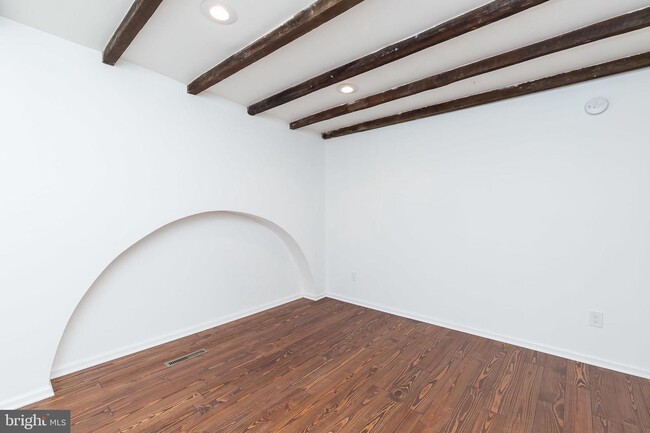 Building Photo - 307 Mosher St