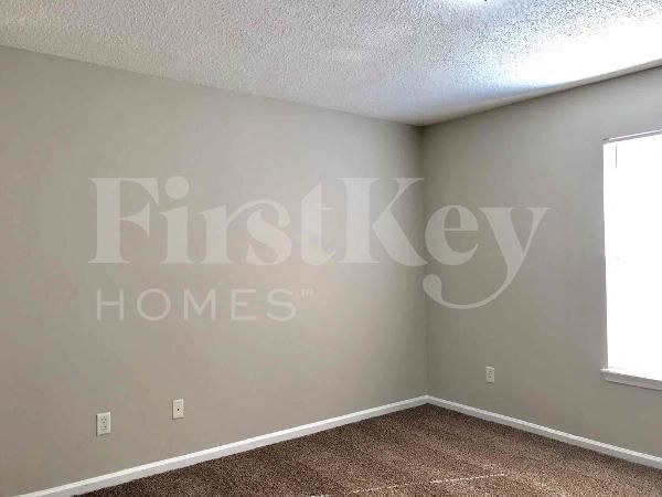 Building Photo - 3267 Chad Bourne Dr