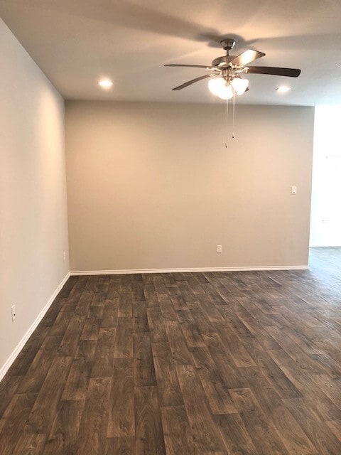 Building Photo - 9827 Laurel Lake Dr