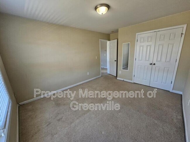 Building Photo - 695 Flintrock Dr