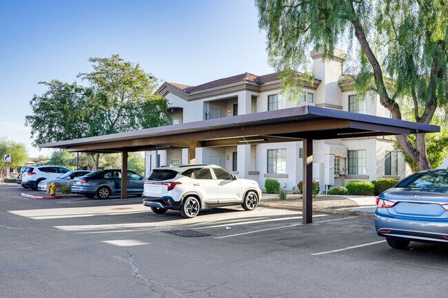 Building Photo - 1941 Pierpont Dr