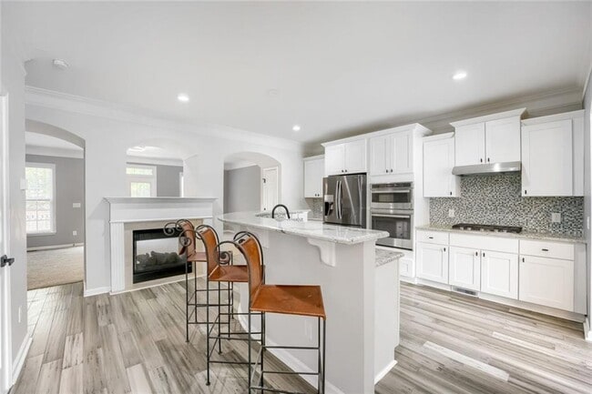 Building Photo - 6127 Joybrook Rd