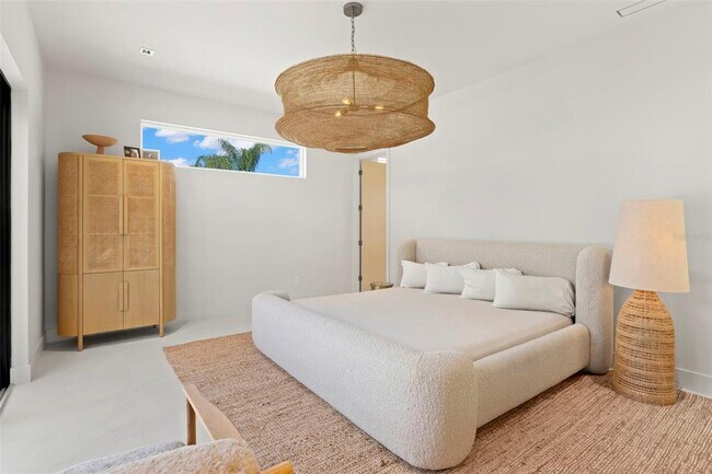 Building Photo - 150 51st St N