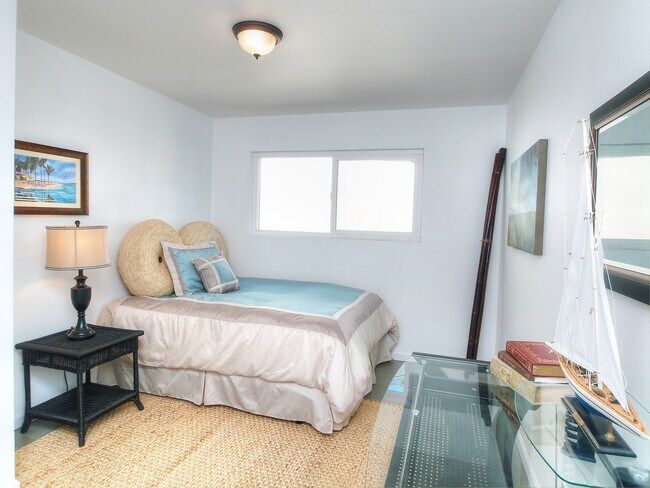 Building Photo - 6671 Sabado Tarde Rd