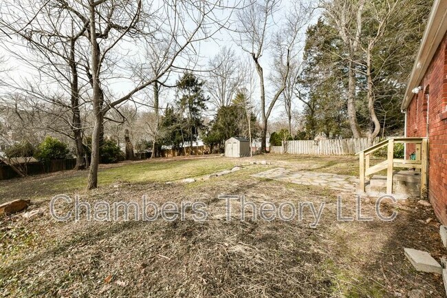 Building Photo - 6903 Kincaid Ave
