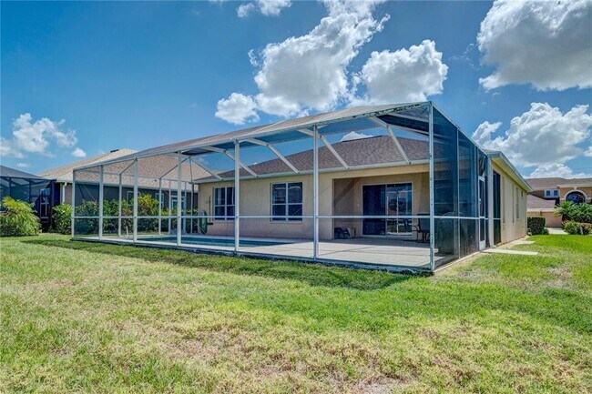 Building Photo - 5621 52nd Ave W