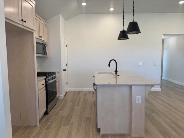 Building Photo - 3204 Gunnison River Dr
