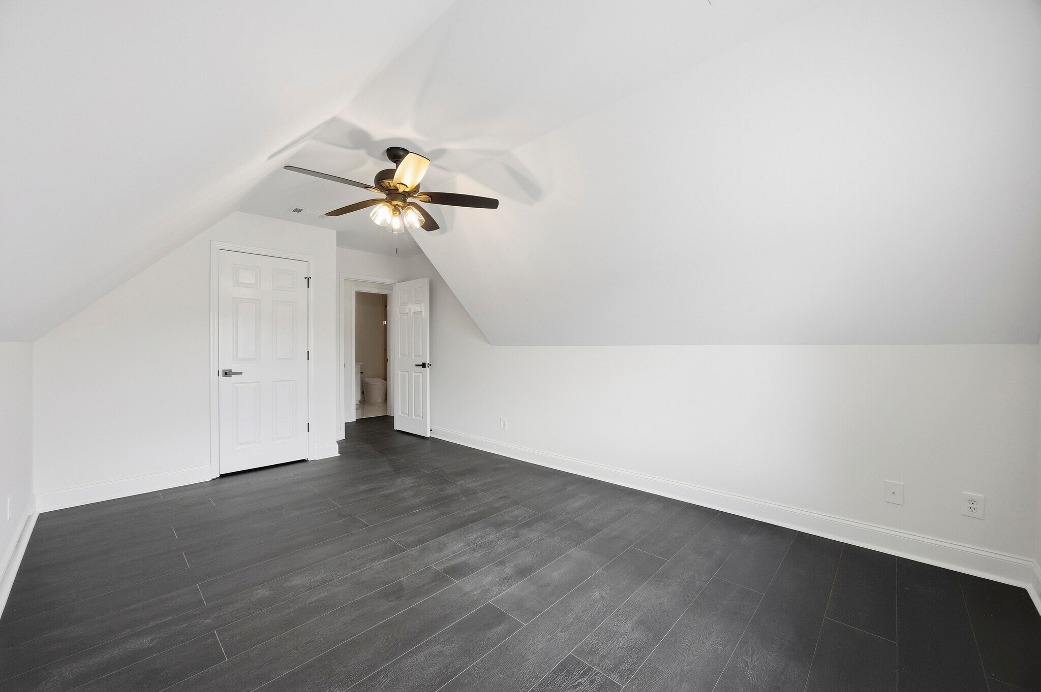 Building Photo - 5208 Hampton Mill Dr