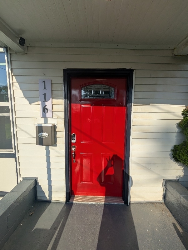 Building Photo - 116 4th Ave