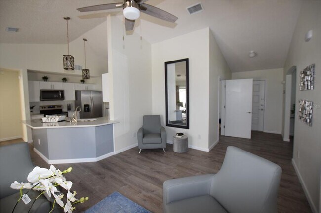 Building Photo - 7790 Indian Ridge Trail S