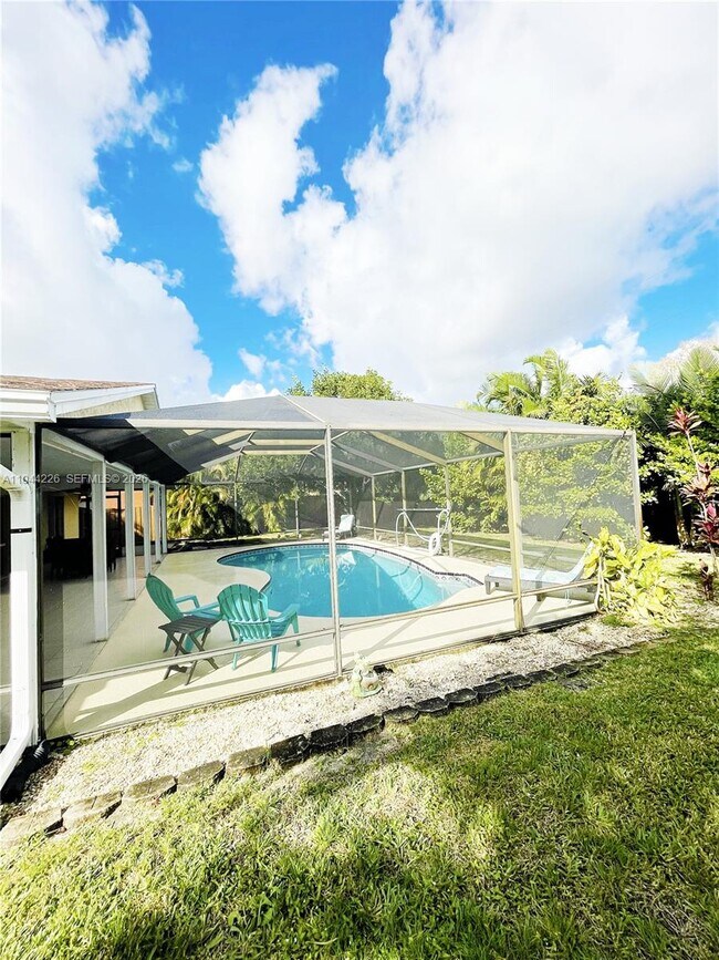 Building Photo - 357 NE Gulfstream Ave