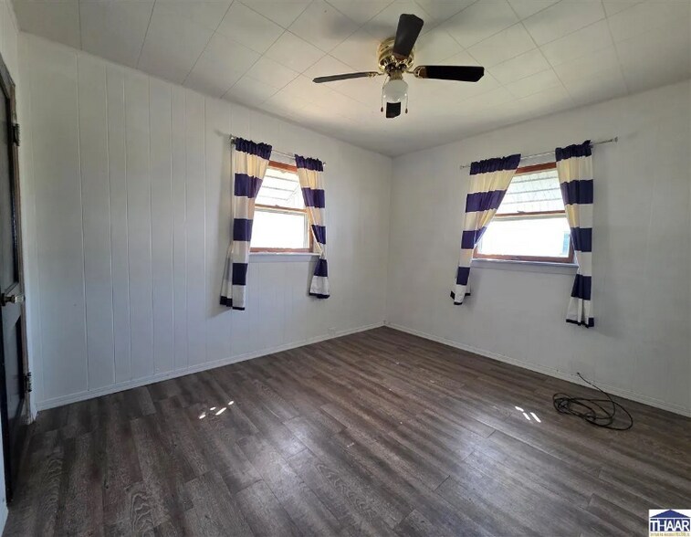 Building Photo - 2621 Sibley Ave